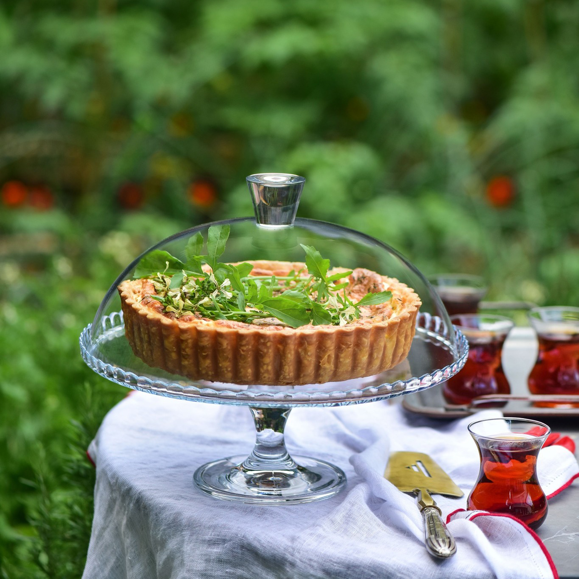 64585 Patera na nóżce z kloszem Pasabahce Patisserie 32 cm - obrazek 3