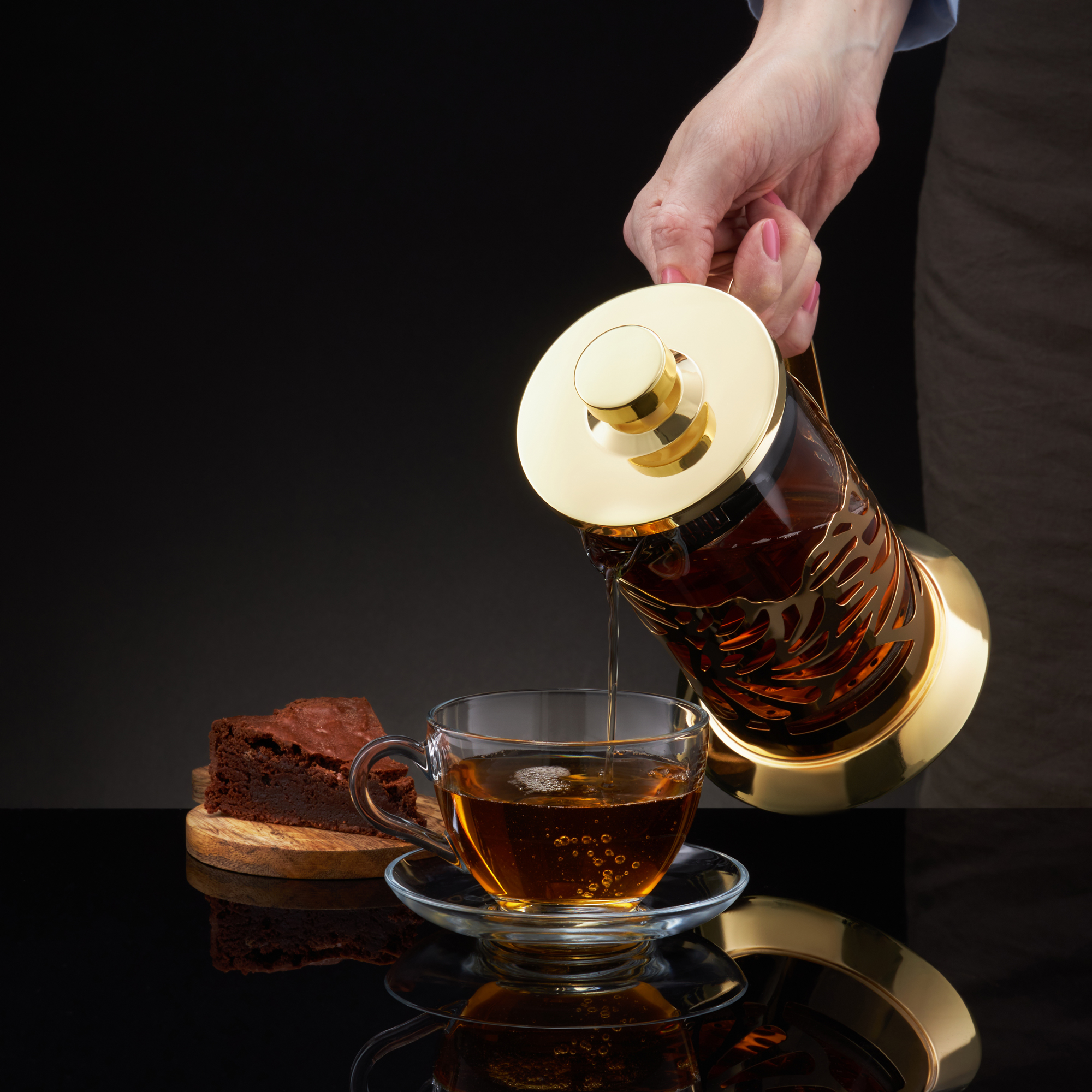 Zaparzacz do kawy i herbaty 600 ml Royal liście złoty AMBITION 42281 - obrazek 3